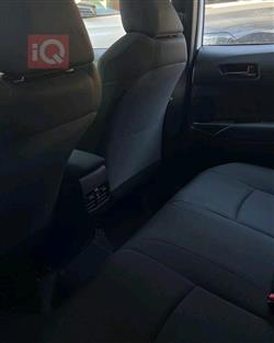 تۆیۆتا کۆرۆلا کرۆس